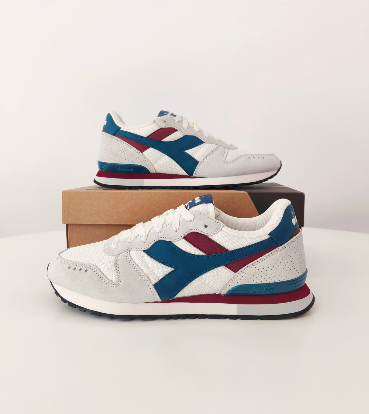 Diadora Camaro M2
